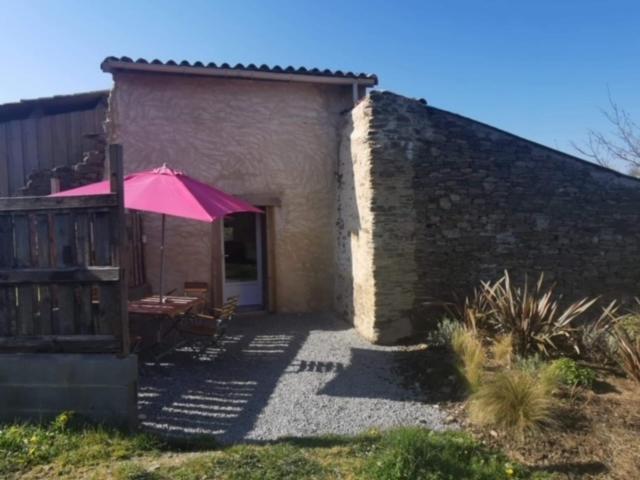 Gite Mimosa Saint-Florent-des-Bois Zewnętrze zdjęcie
